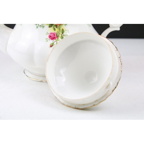 104 - Royal Albert 'Old Country Roses' tea, dinner & coffee ware to include 12 dinner plates, side plates,... 