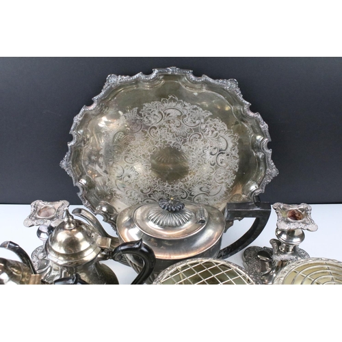 463 - Collection of silver plate to include a set of goblets with moulded stems, napkin rings, taste vin, ... 