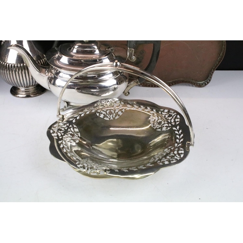 472 - Collection of silver plate and metal ware to include teapots, coffee pot, candlesticks, etc