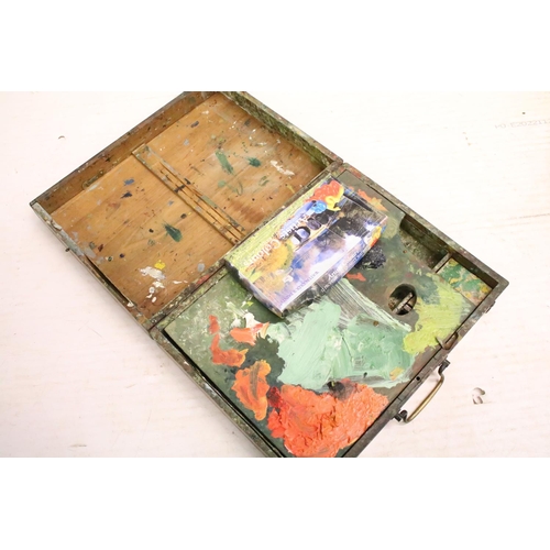 478 - Vintage art box housing Winsor & Newton oil colours set, a further paint set and palette (box measur... 