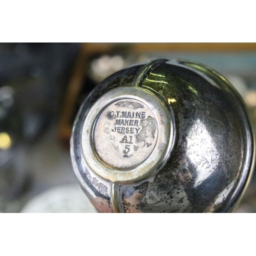 479 - Collection of mixed silver plate to include berry spoons, teapot, coffee pot, tankard, hot water jug... 