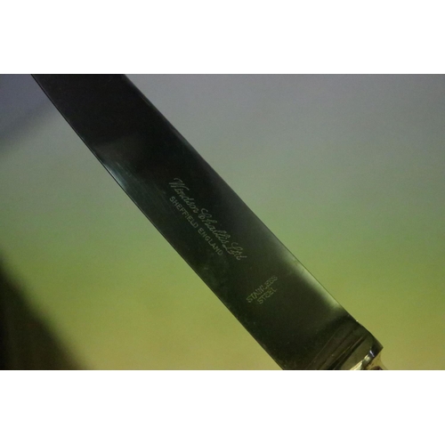 482 - Windsor Challis (Silver) Ltd twelve setting canteen of silver plated Kings pattern cutlery, together... 