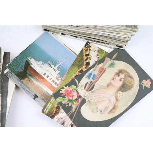 396 - Large collection of pre-WW2 postcards to include British and international examples, the subjects fe... 