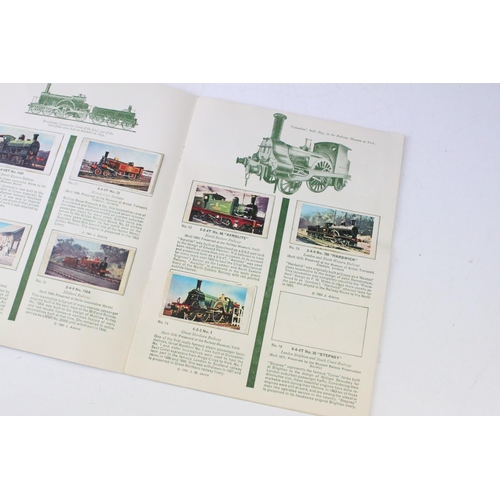 399 - Railwayana - A collection of vintage ephemera, books, booklets, cigarette cards (Wills+, 3 full sets... 