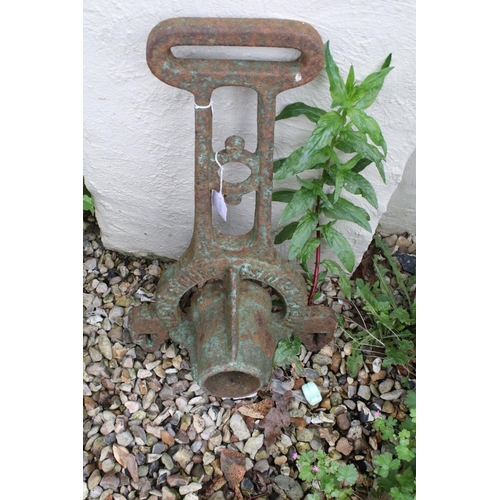 522 - Pair of Ayres Patent cast iron Cavendish Tennis Posts bases