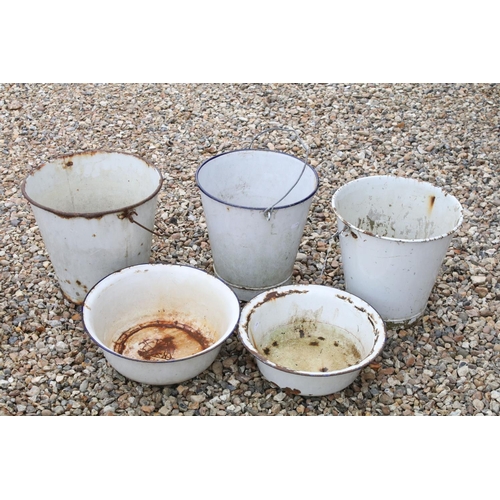 523 - Advertising - A cast iron Hudsons Soap dog water trough, together with a group of five enamel bucket... 