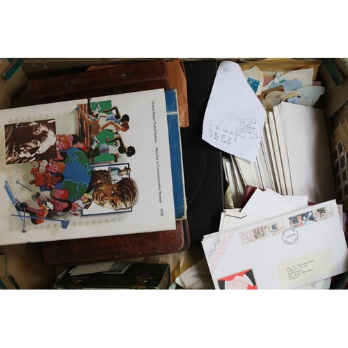 402 - Mixed ephemera & collectables to include framed stamp sheets, 'On His Majesty's Service' photographs... 