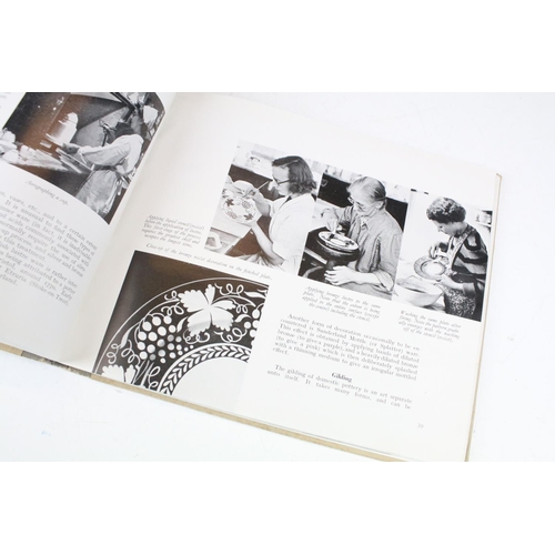 405 - Books - Five 1930's Art Deco 'Decorative Art' yearbooks, together with three other period design boo... 