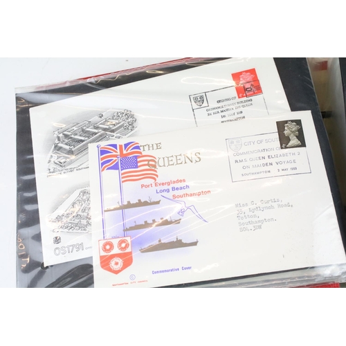 406 - Collection of coins / coin sets to include five proof year sets and a quantity of commemorative crow... 