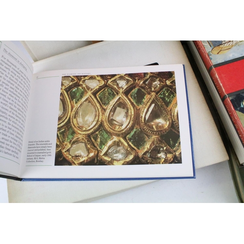 409 - Books - A small collection of books to include hardback art books, featuring 'Treasure of the Louvre... 