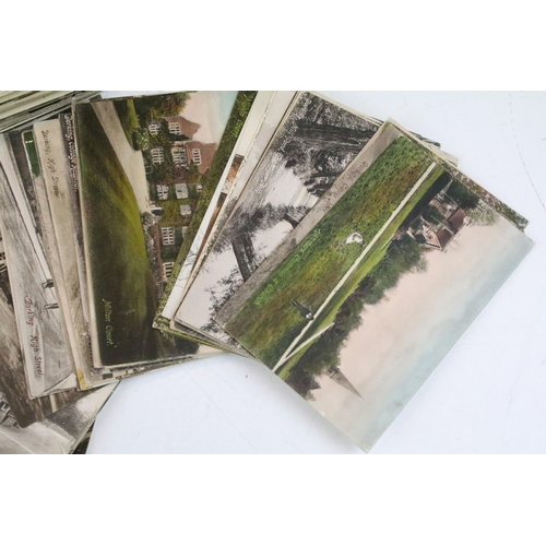 411 - Collection of around 600 Surrey postcards to include a large quantity of real photographic examples,... 