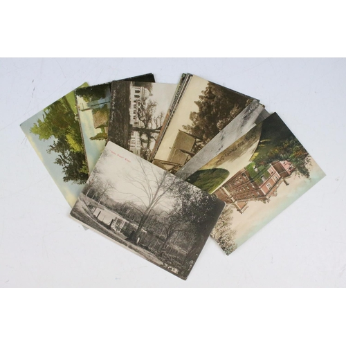 411 - Collection of around 600 Surrey postcards to include a large quantity of real photographic examples,... 