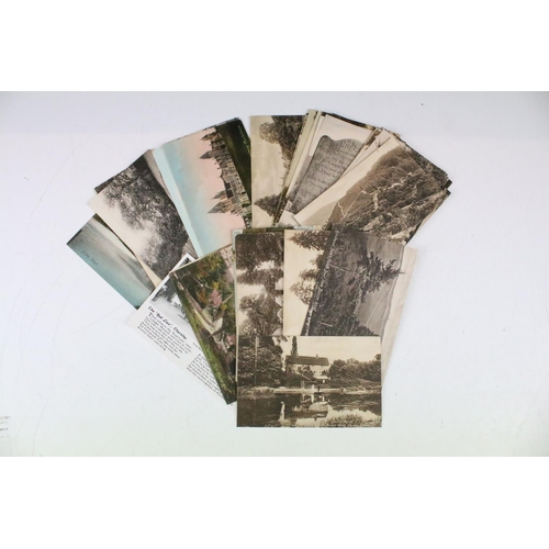 411 - Collection of around 600 Surrey postcards to include a large quantity of real photographic examples,... 