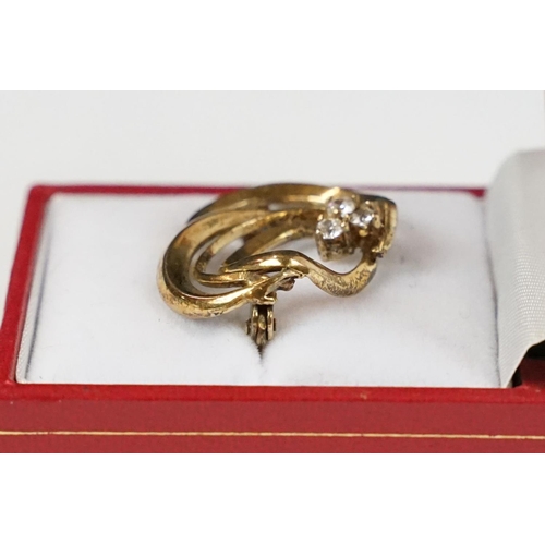 280 - Art Nouveau silver gilt brooch