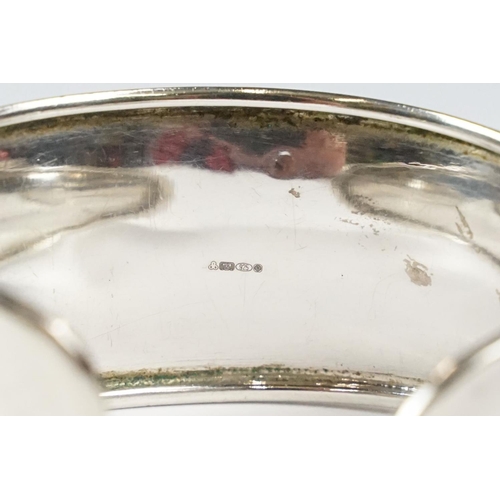 306 - Ladies silver cuff bangle