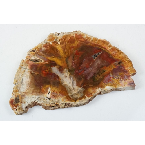 436 - Collection of mineral specimens to include geode, pyrite, crystals and amethyst grapes. Together wit... 