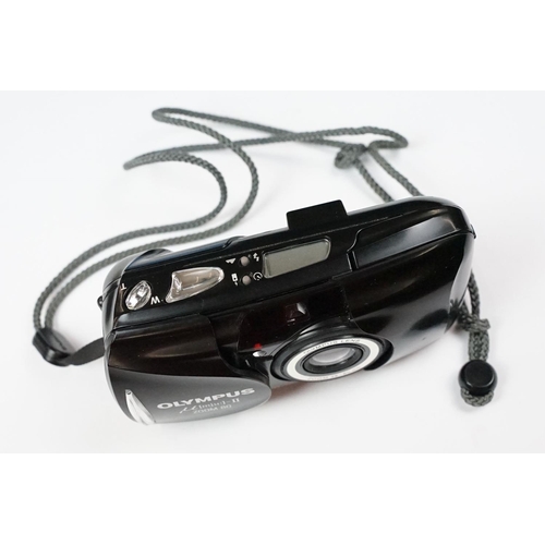 238 - A boxed Olympus mju-II Zoom 80 Ultra Compact 35mm Camera black.