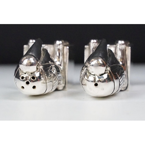 241 - Pair of condiments in the form of pelicans