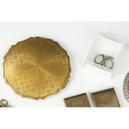 244 - A small group of mixed collectables to include costume jewellery, cultured pearl necklace with 14ct ... 