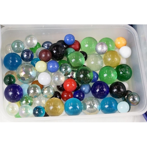 340 - A large collection of mixed marbles of various sizes and colours.