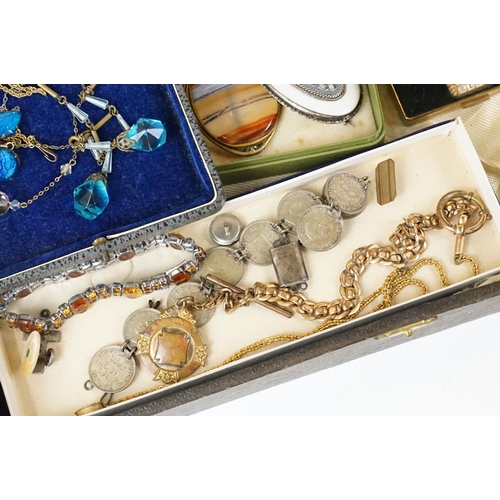 347 - A small collection of mainly vintage costume jewellery  to include beaded necklaces, albert chain...... 