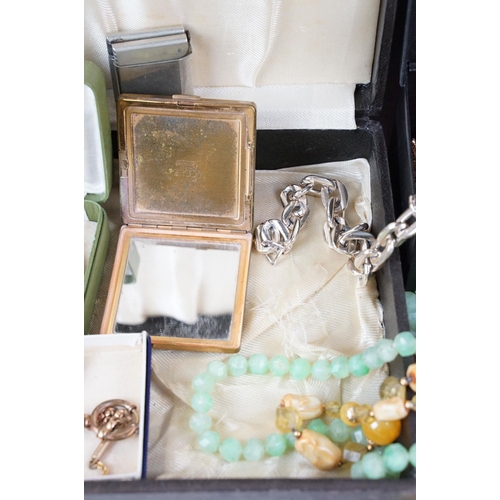 347 - A small collection of mainly vintage costume jewellery  to include beaded necklaces, albert chain...... 
