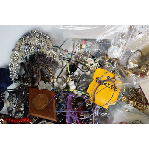 350 - Box of assorted fashion jewellery and watches