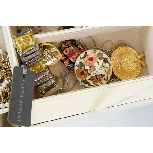 257 - Jewellery box and content to include brooches, watches, ring, bracelets and silver