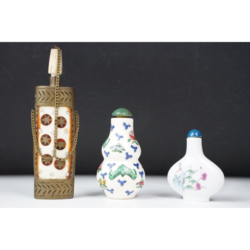 356 - A collection of Chinese scent bottles to include glass and cinibar lacquer examples