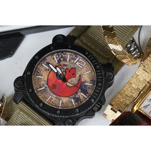 357 - A large collection of ladies and gents watches to include Seiko, Rotary, Lorus...etc.. together with... 