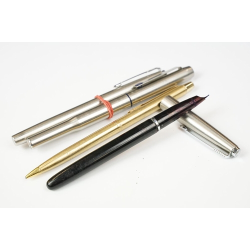 360 - A small collection of mixed pens to include Parker and Papermate examples.