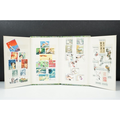 361 - A small group of collectables to include a limited edition ceramic vase, Womens Voluntary Service me... 