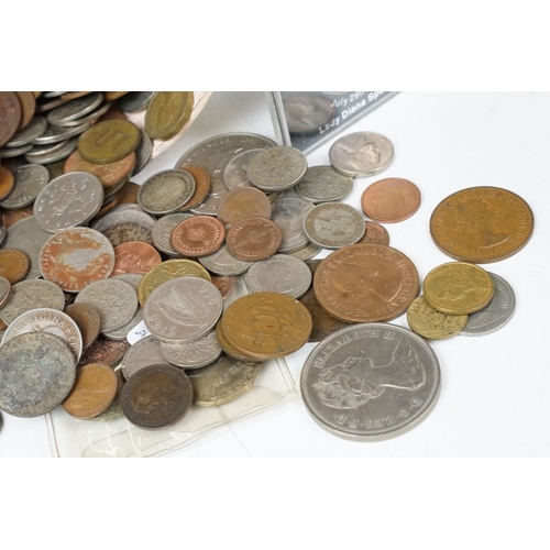 363 - A box of mixed coins to include United Kingdom and European examples.