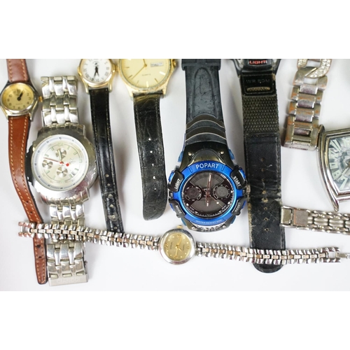 390 - A collection of ladies and gents wristwatches to include Casio.