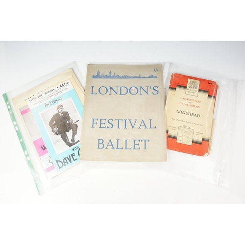 414 - Collection of vintage mostly mid 20th Century ephemera to include theatre programmes, women's magazi... 