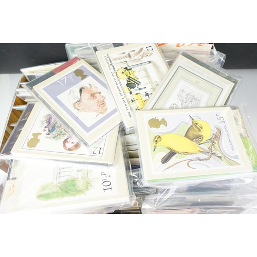 424 - Collection of Royal Mail presentation pack stamps each complete with matching post office post card ... 