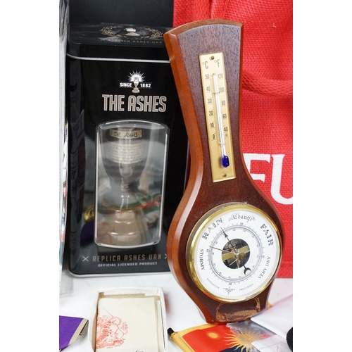 425 - Collection of Great British first day covers presented in wallets together with a selection of coins... 