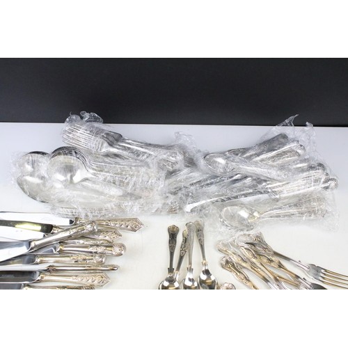 452 - Collection of Newbridge silver plated cutlery to include 60 kings pattern pieces and 50 Kings patter... 