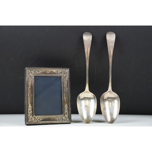 258 - Two 19th Century George IV silver spoons with engraved terminals (hallmarked London 1816) together w... 
