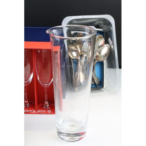 459 - Collection of silver plate to include assorted 19th Century flat ware, toast rack, twin handled dish... 