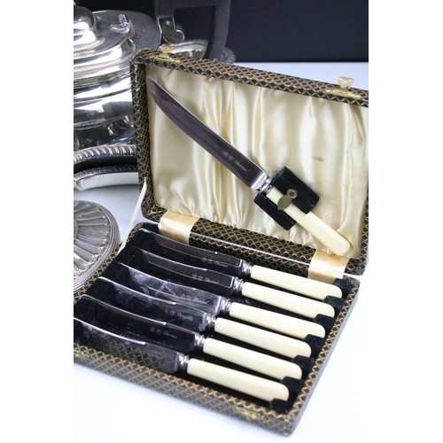 467 - Collection of silver and silver plated items to include a Georgian silver hallmarked tea caddy spoon... 