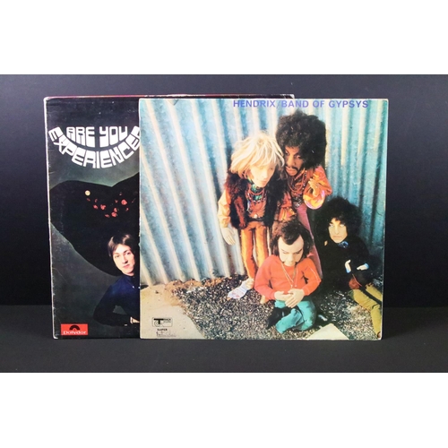 200 - Vinyl - 2 albums by Jimi Hendrix to include: Band Of Gypsys (UK 1970 with withdrawn puppets sleeve, ... 