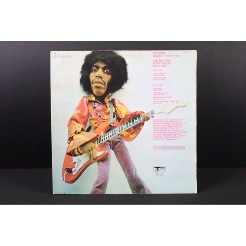 200 - Vinyl - 2 albums by Jimi Hendrix to include: Band Of Gypsys (UK 1970 with withdrawn puppets sleeve, ... 