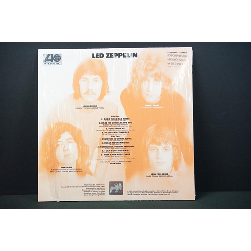 186 - Vinyl - 10 albums by Led Zeppelin to include: Led Zeppelin I (8122796641) EX+ (in open shrink), II (... 