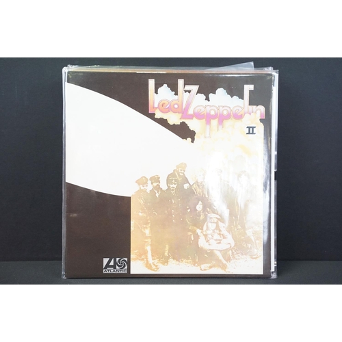 186 - Vinyl - 10 albums by Led Zeppelin to include: Led Zeppelin I (8122796641) EX+ (in open shrink), II (... 