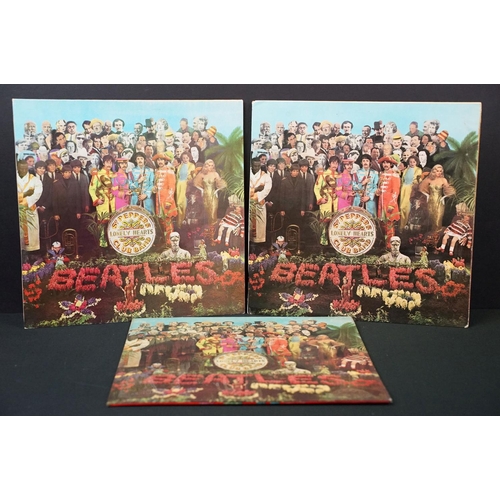 171 - Vinyl - 3 variants of The Beatles – Sgt. Pepper's Lonely Hearts Club Band on Parlophone Records to i... 