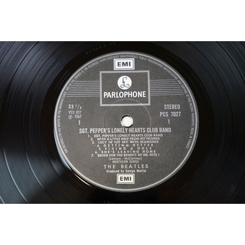 171 - Vinyl - 3 variants of The Beatles – Sgt. Pepper's Lonely Hearts Club Band on Parlophone Records to i... 