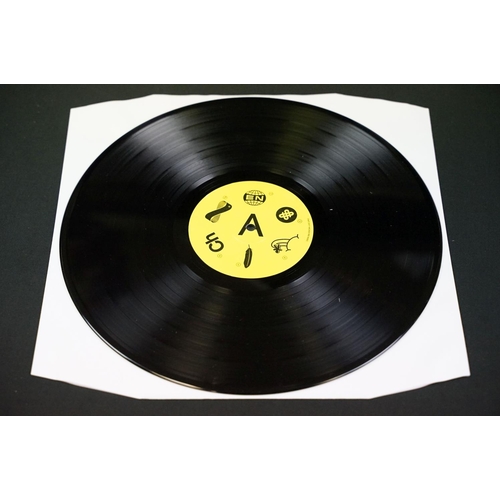 179 - Vinyl - 4 recent release albums by US Alternative bands to include: Nirvana – Nevermind (EU 2015 mar... 