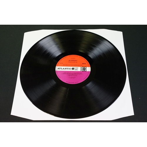 410 - Vinyl - 4 Original UK pressing albums on the Atlantic Plum label to include: Led Zeppelin (Version 6... 