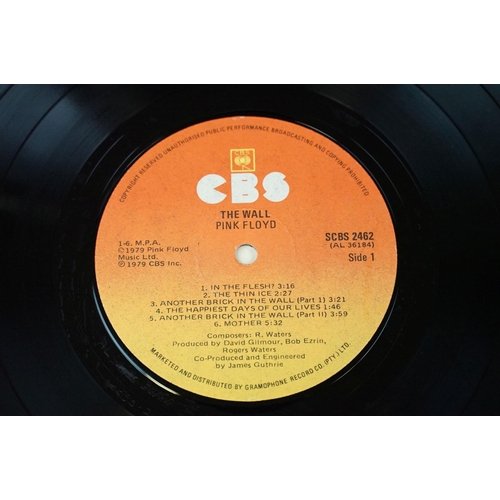 411 - Vinyl - 6 Pink Floyd foreign pressing albums to include: The Dark Side Of The Moon (French in UK sle... 